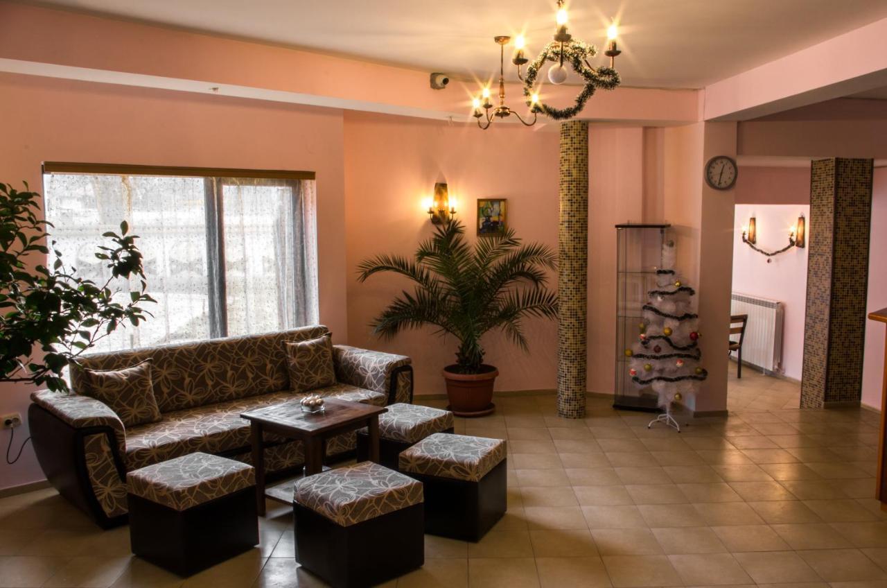 Family Hotel Virgin Ribarica Kültér fotó