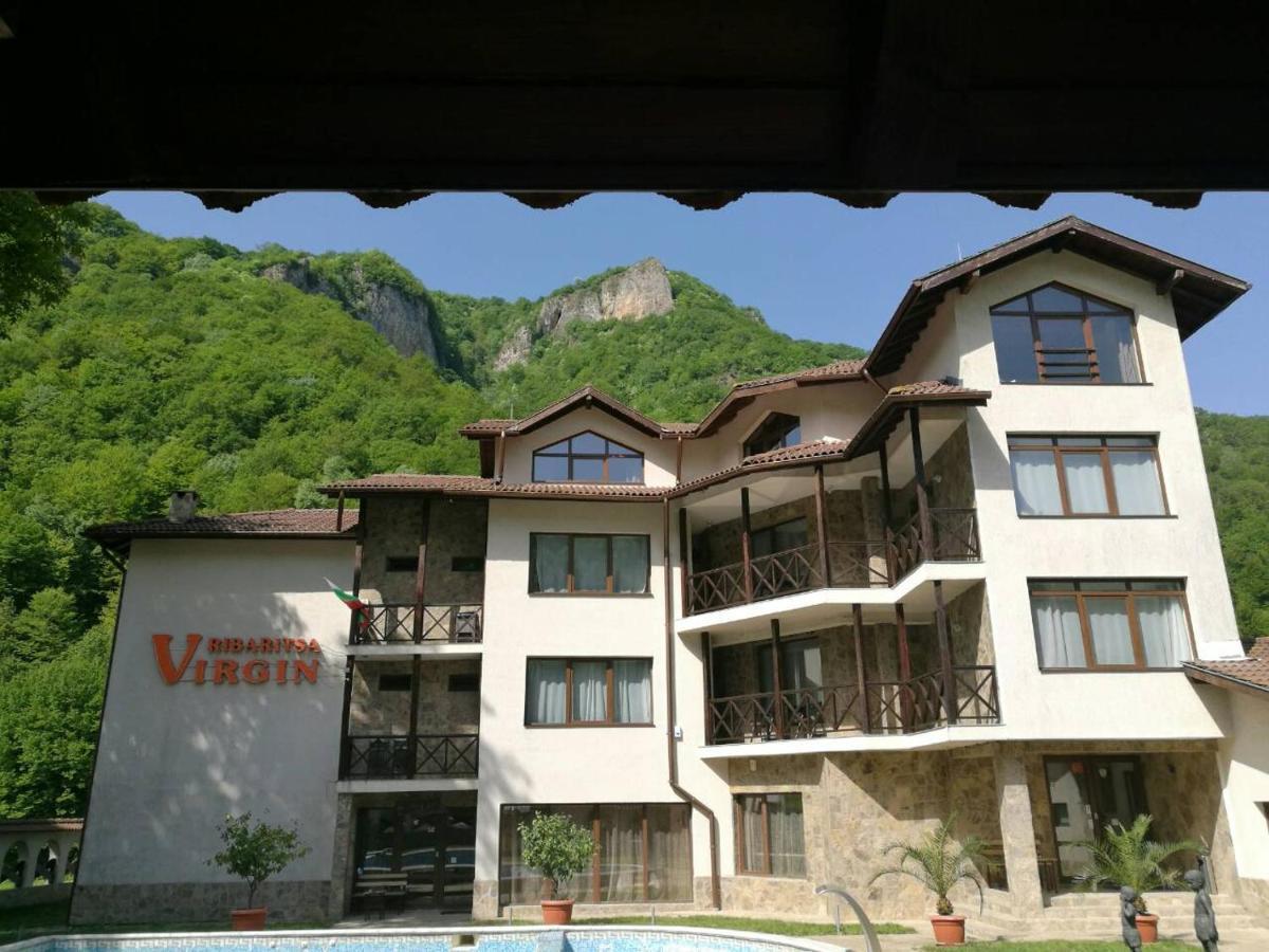 Family Hotel Virgin Ribarica Kültér fotó