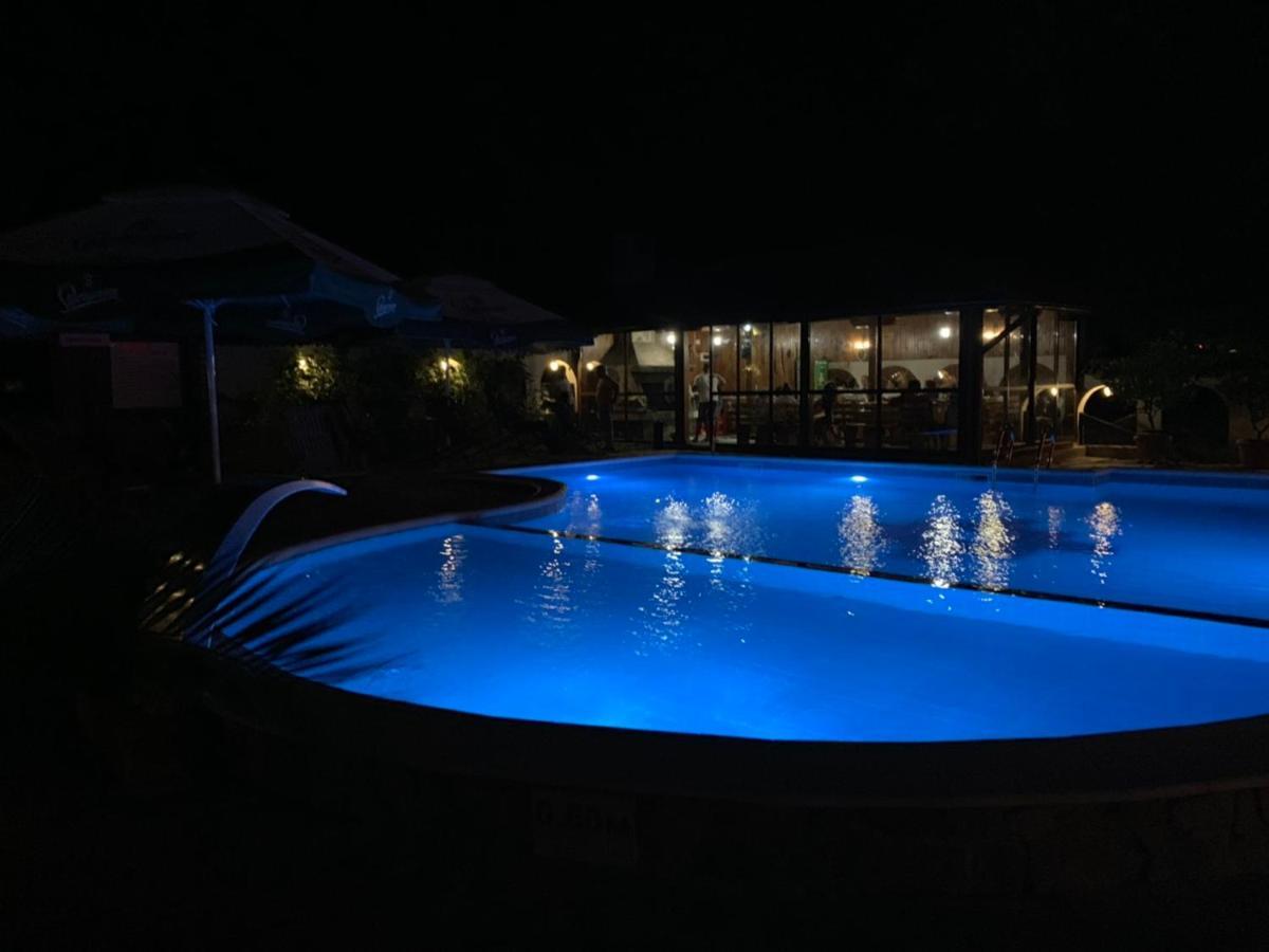 Family Hotel Virgin Ribarica Kültér fotó