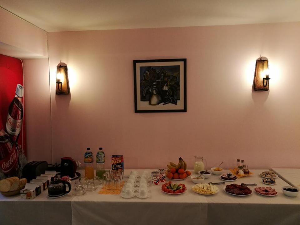 Family Hotel Virgin Ribarica Kültér fotó