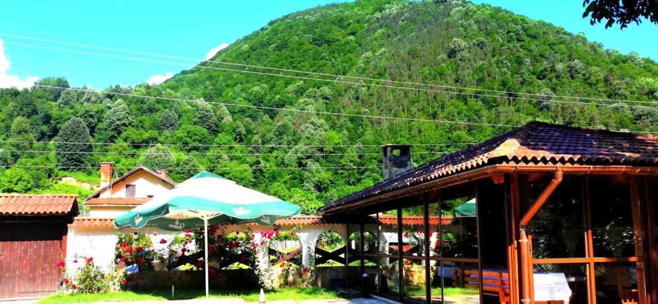 Family Hotel Virgin Ribarica Kültér fotó